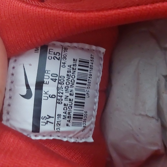 Nike Huarache Run University Red Size 7Y - Picture 7 of 8